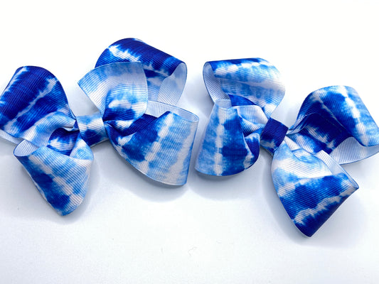 tie dye days-blue and white