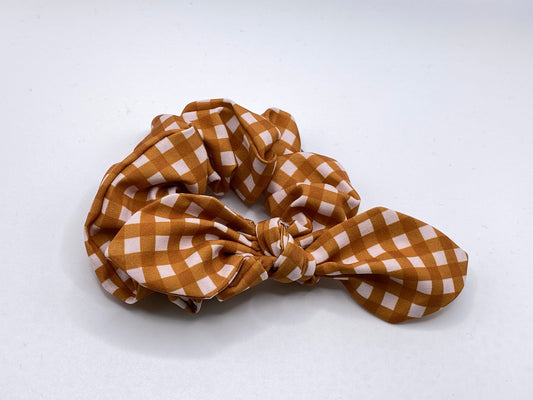 fall plaid scrunchie